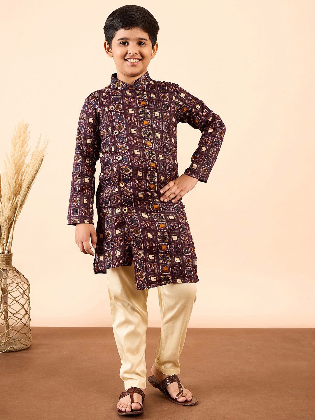 

Stylo Bug Boys Ethnic Motifs Printed Mandarin Collar Angrakha Kurta with Pyjamas, Brown