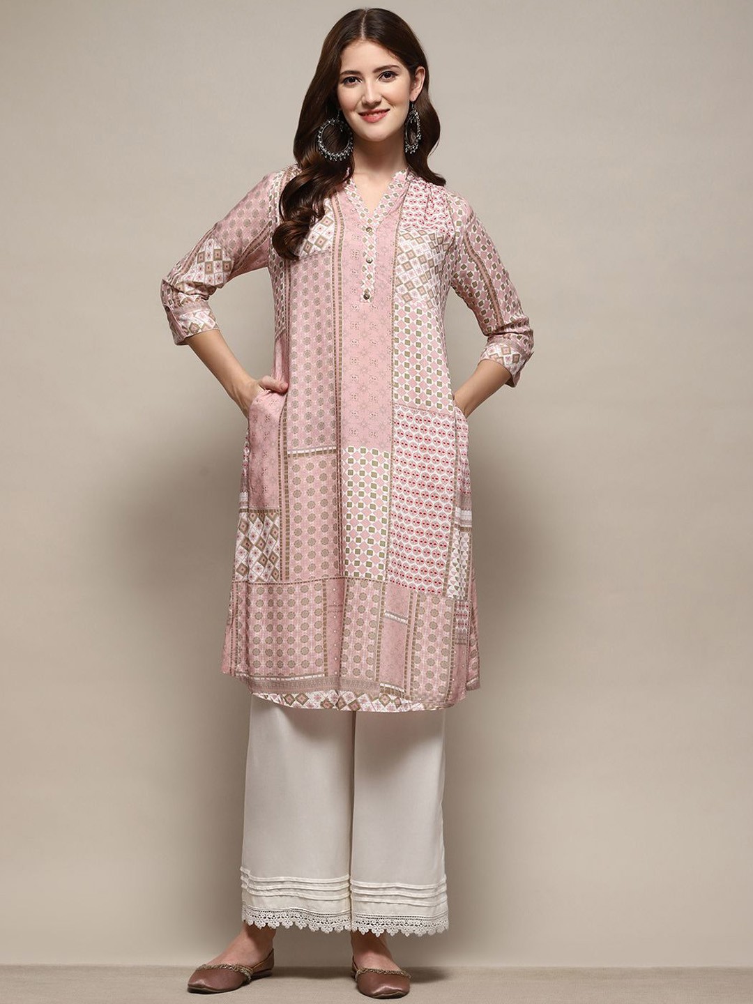

Biba Geometric Printed Mandarin Collar A-Line Kurta, Pink