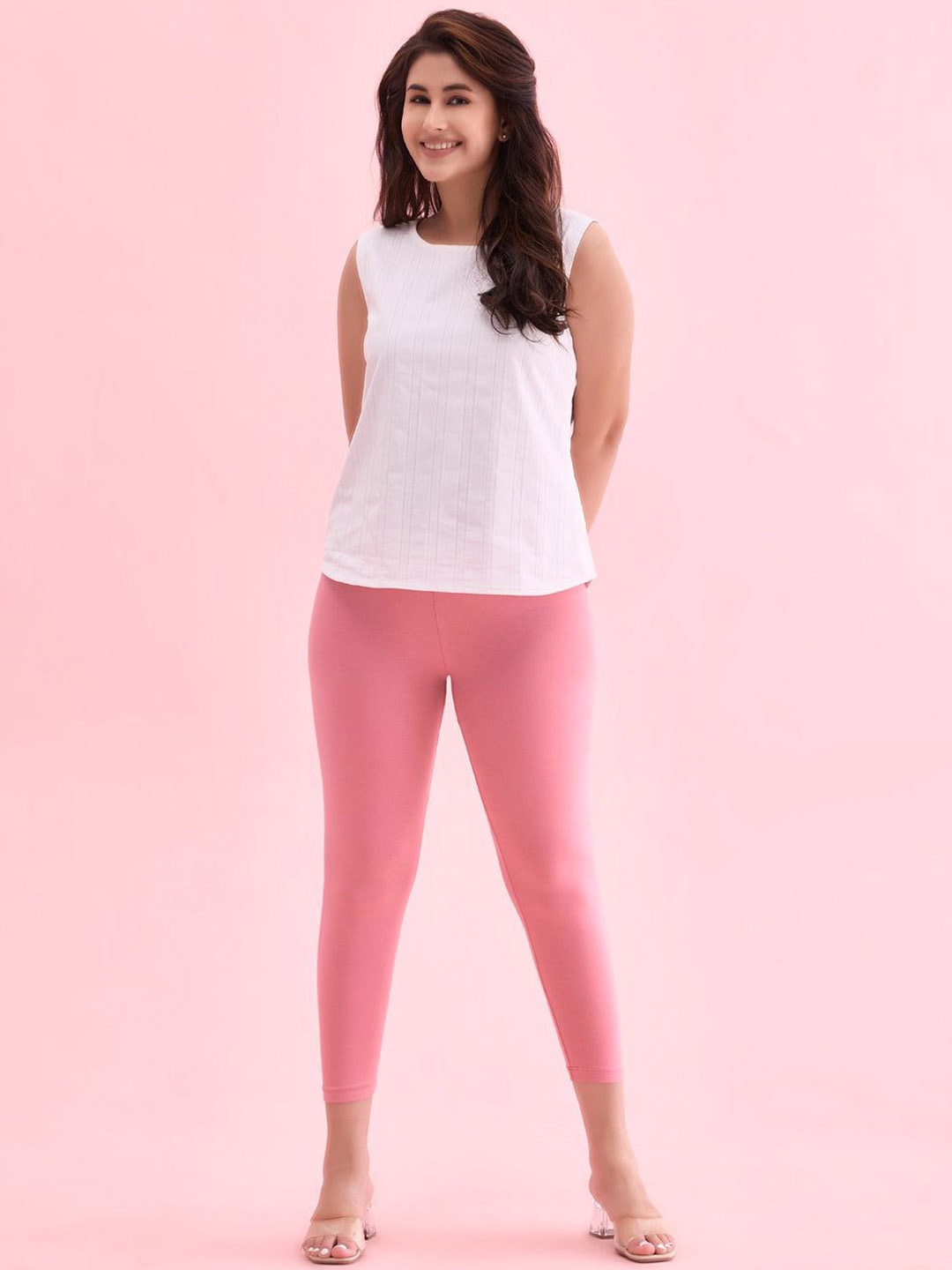 

Go Colors Women Solid Mid-Rise Slim-Fit Ankle-Length Leggings, Pink