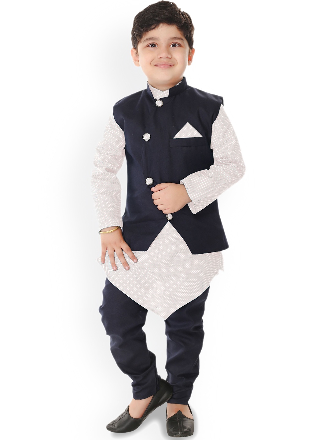 

BAESD Boys Geometric Printed Mandarin Collar Kurta With Churidar, Off white