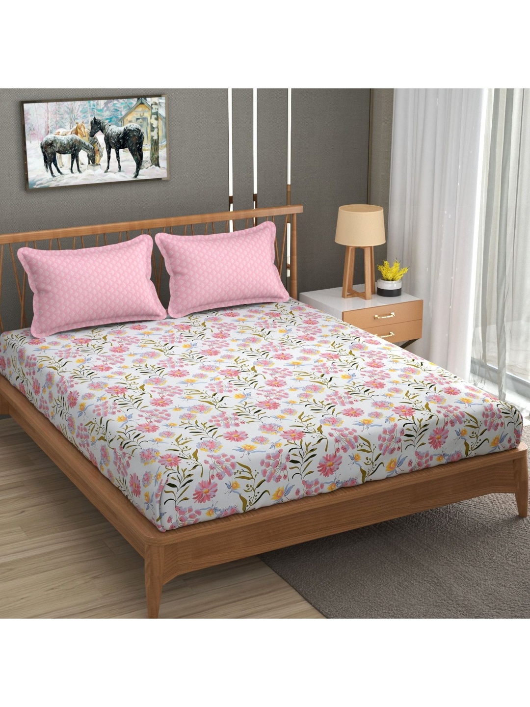 

MallowWorld White & Pink Floral Cotton 300 TC King Bedsheet with 2 Pillow Covers