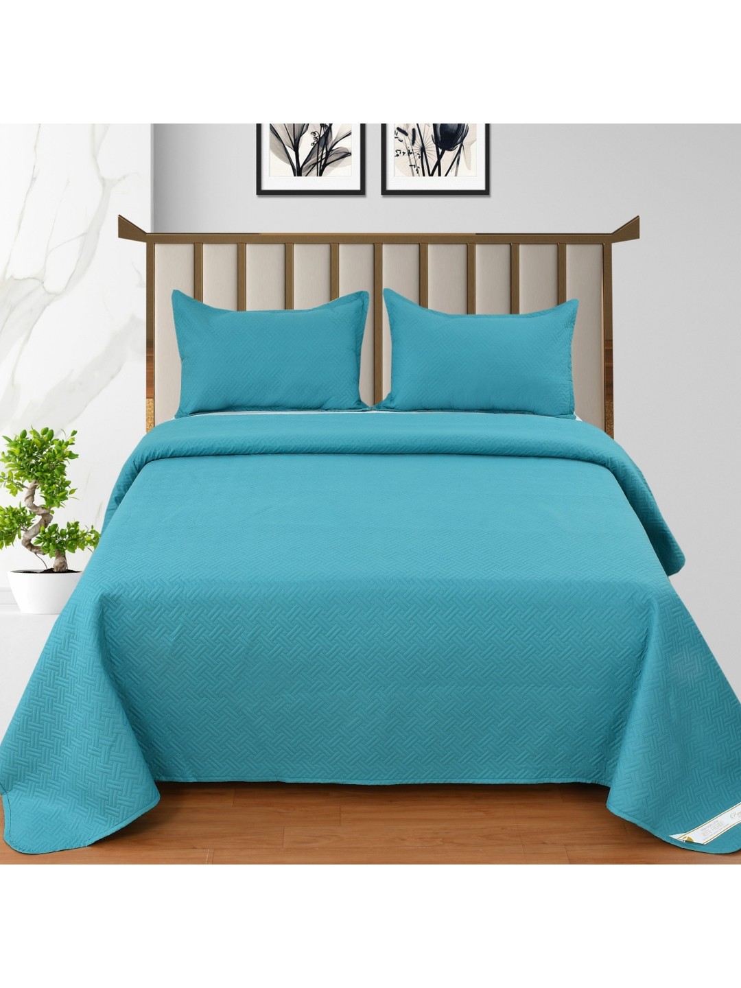 

MallowWorld Green Printed 250 to 349 TC Cotton Quilted Double King Bed Cover Set