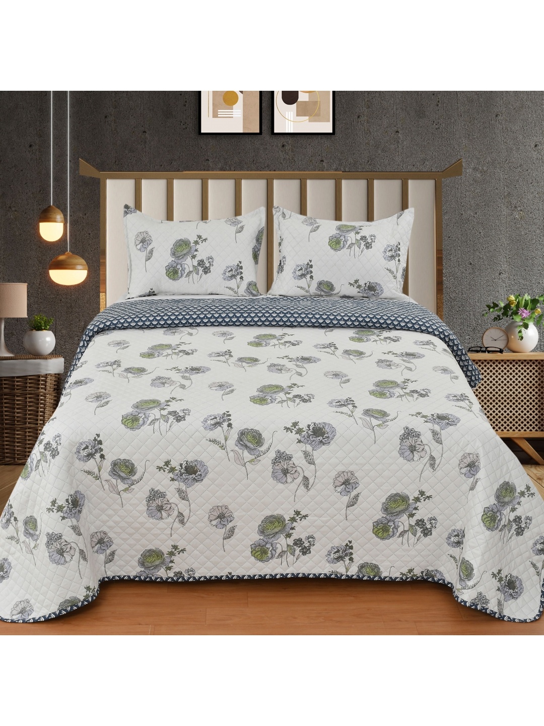 

MallowWorld White Floral Printed 250 to 349 TC Cotton Quilted Double King Bed Cover Set