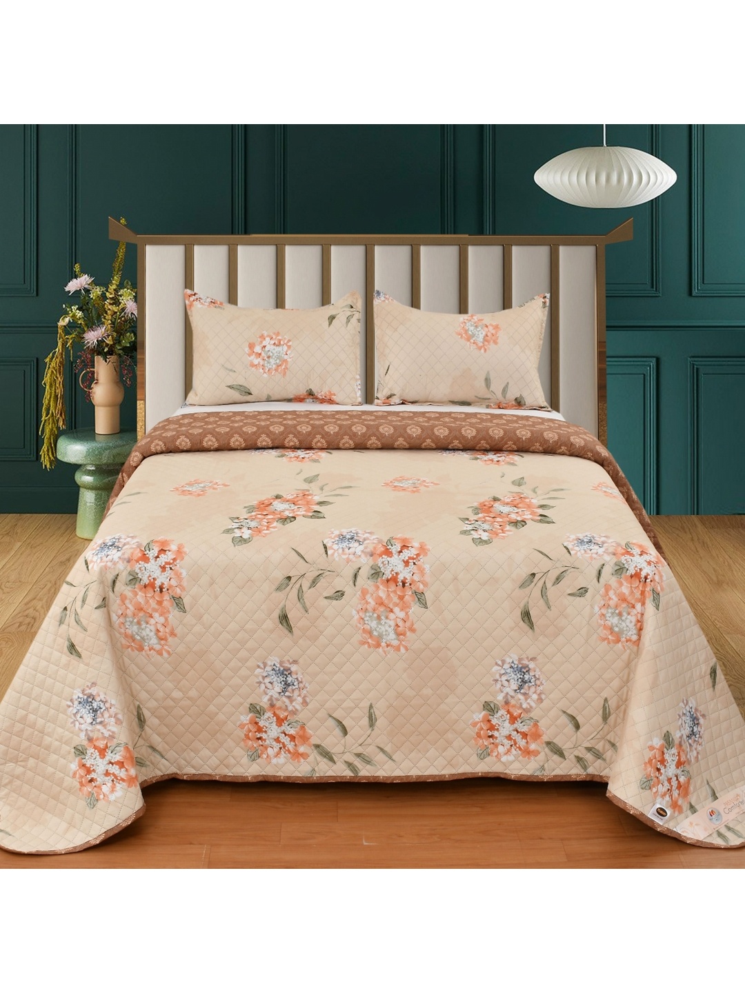 

MallowWorld Peach Floral Printed 250 to 349 TC Cotton Quilted Double King Bed Cover Set