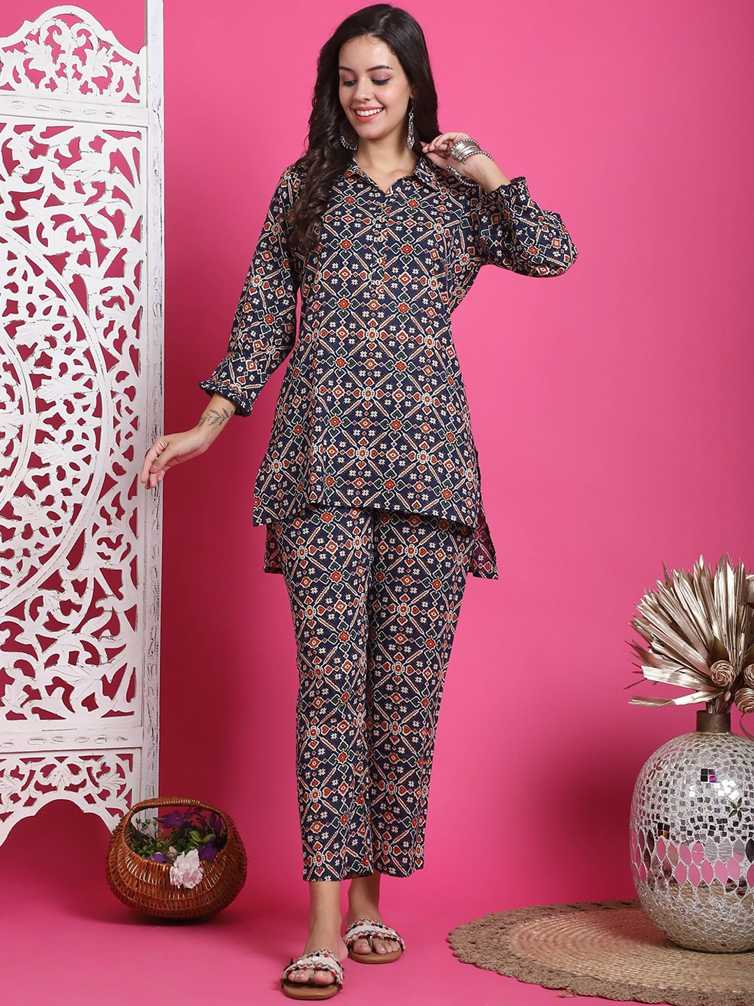 

Rajnandini Printed Mandarin Collar Pure Cotton Top & Trousers, Navy blue