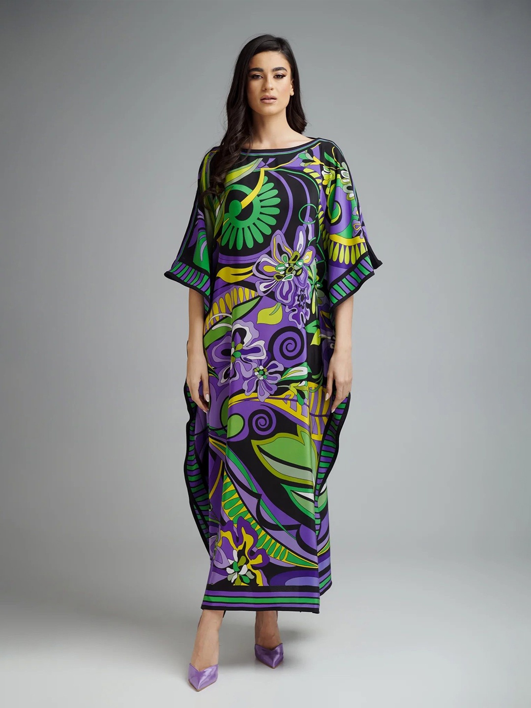 

Navvi Women Floral Print Crepe kaftan Maxi Dress, Black