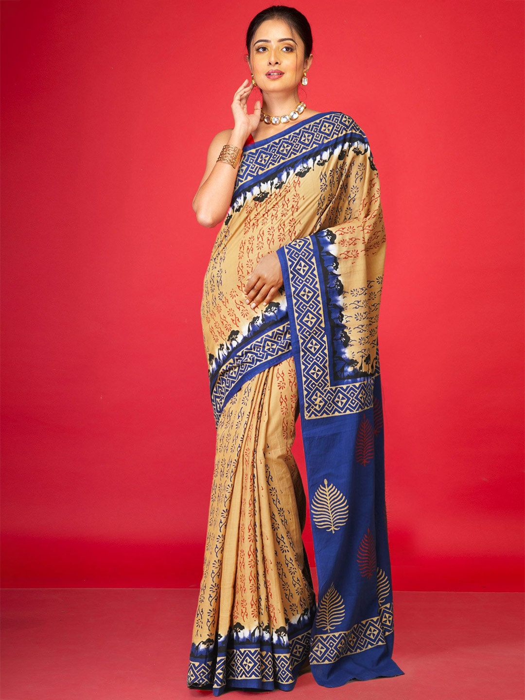 

Unnati Silks Ethnic Motifs Pure Cotton Handloom Block Print Saree, Brown