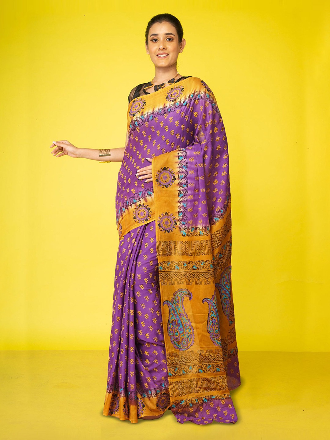 

Unnati Silks Ethnic Motifs Pure Cotton Handloom Block Print Saree, Purple