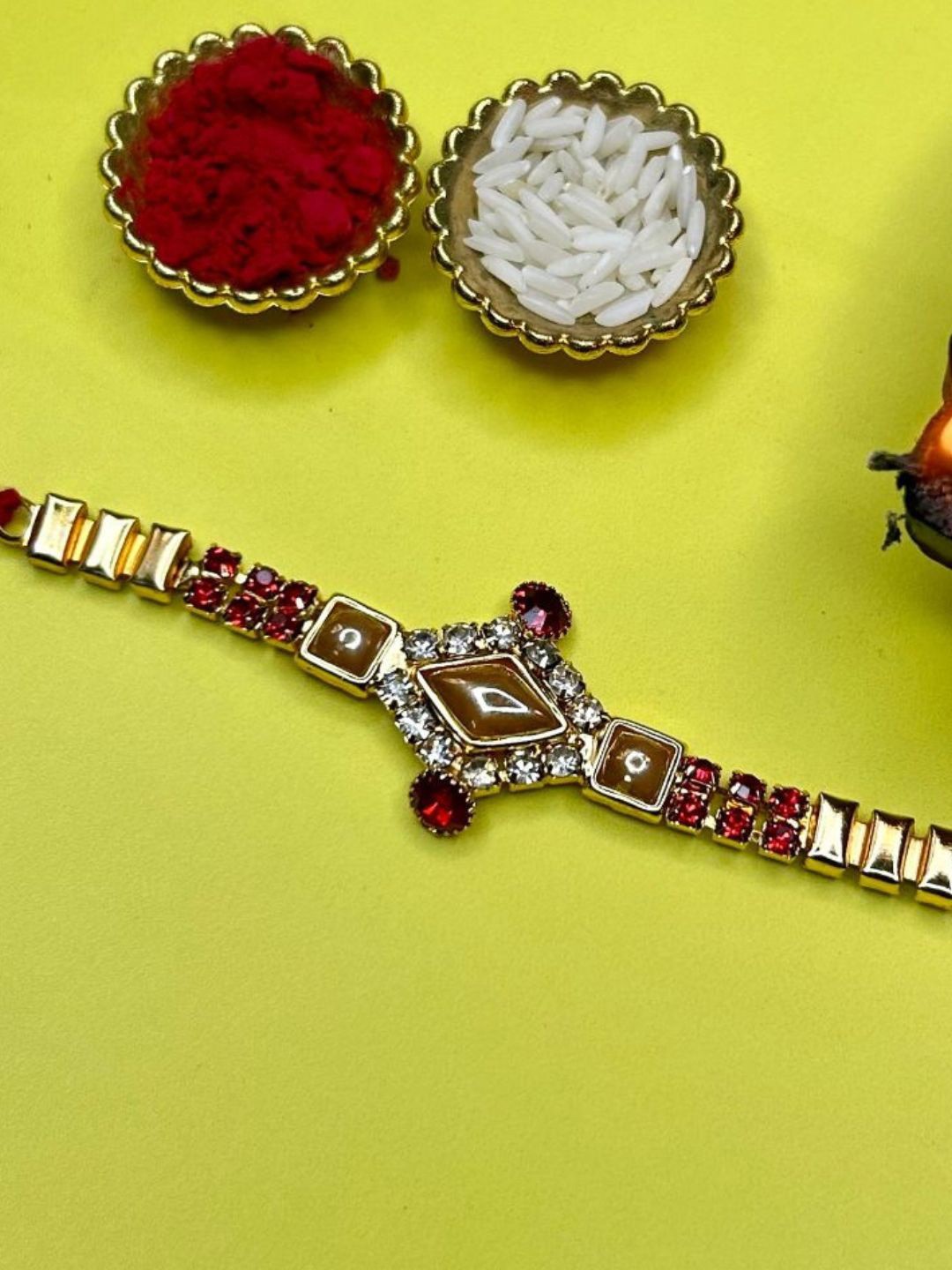 

LAIDA Thread Rakhi with Roli & Chawal, Gold