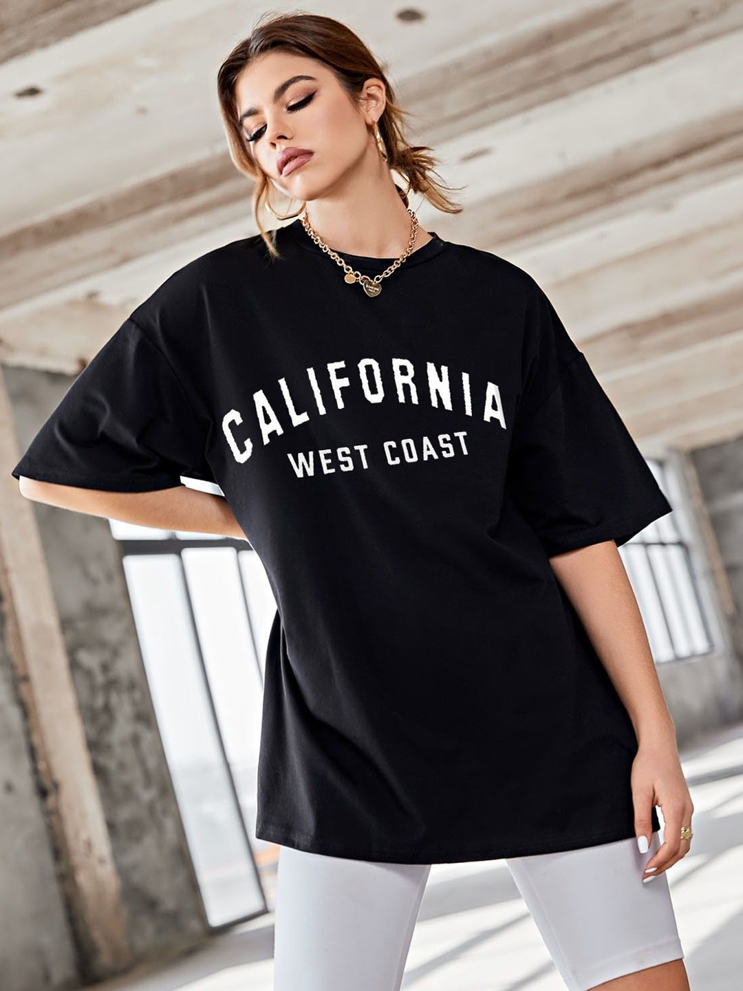 

TRENDY RABBIT Women People and Places Printed Round Neck Cotton Oversized T-shirt, Black
