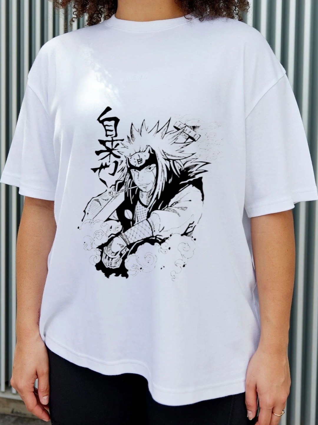 

TRENDY RABBIT Anime Printed Drop-shoulder Sleeves T-shirt, White