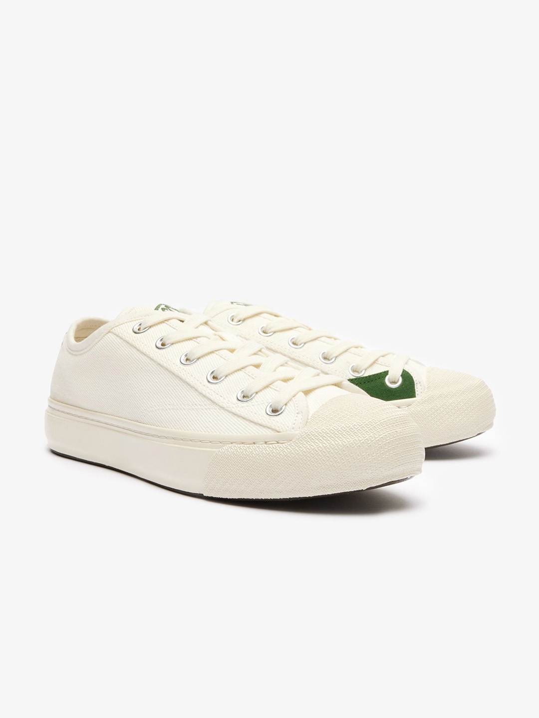 

Lacoste Men Colourblocked Sneakers, White