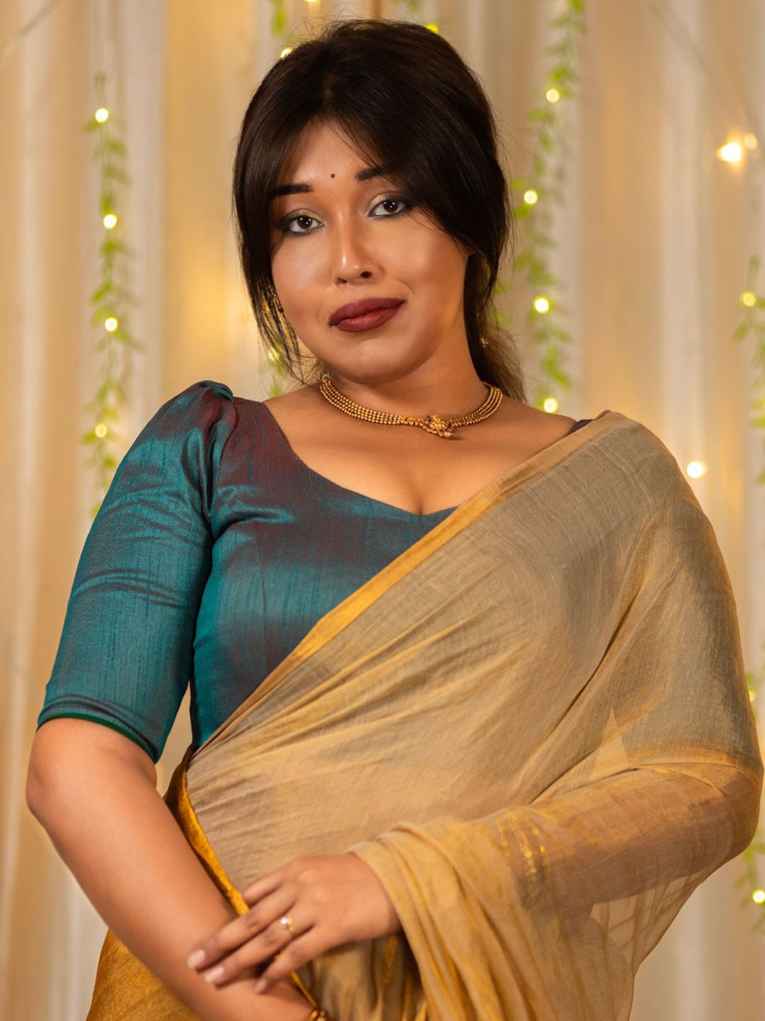 

I LOVE SAREES V-Neck Puff Sleeve Traditional Saree Blouse, Green