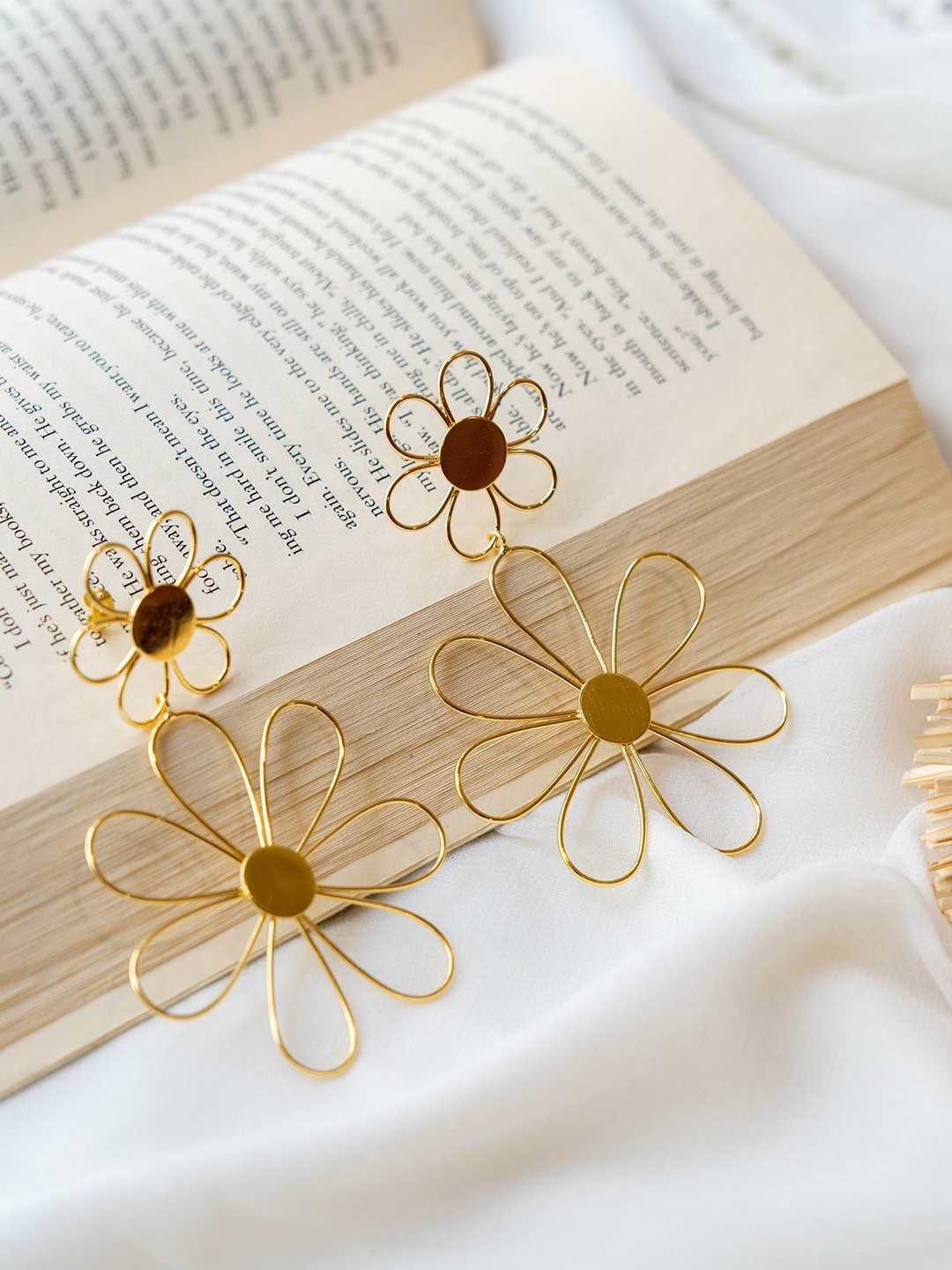 

ROYAL PITARAH Gold-Plated Floral Drop Earrings