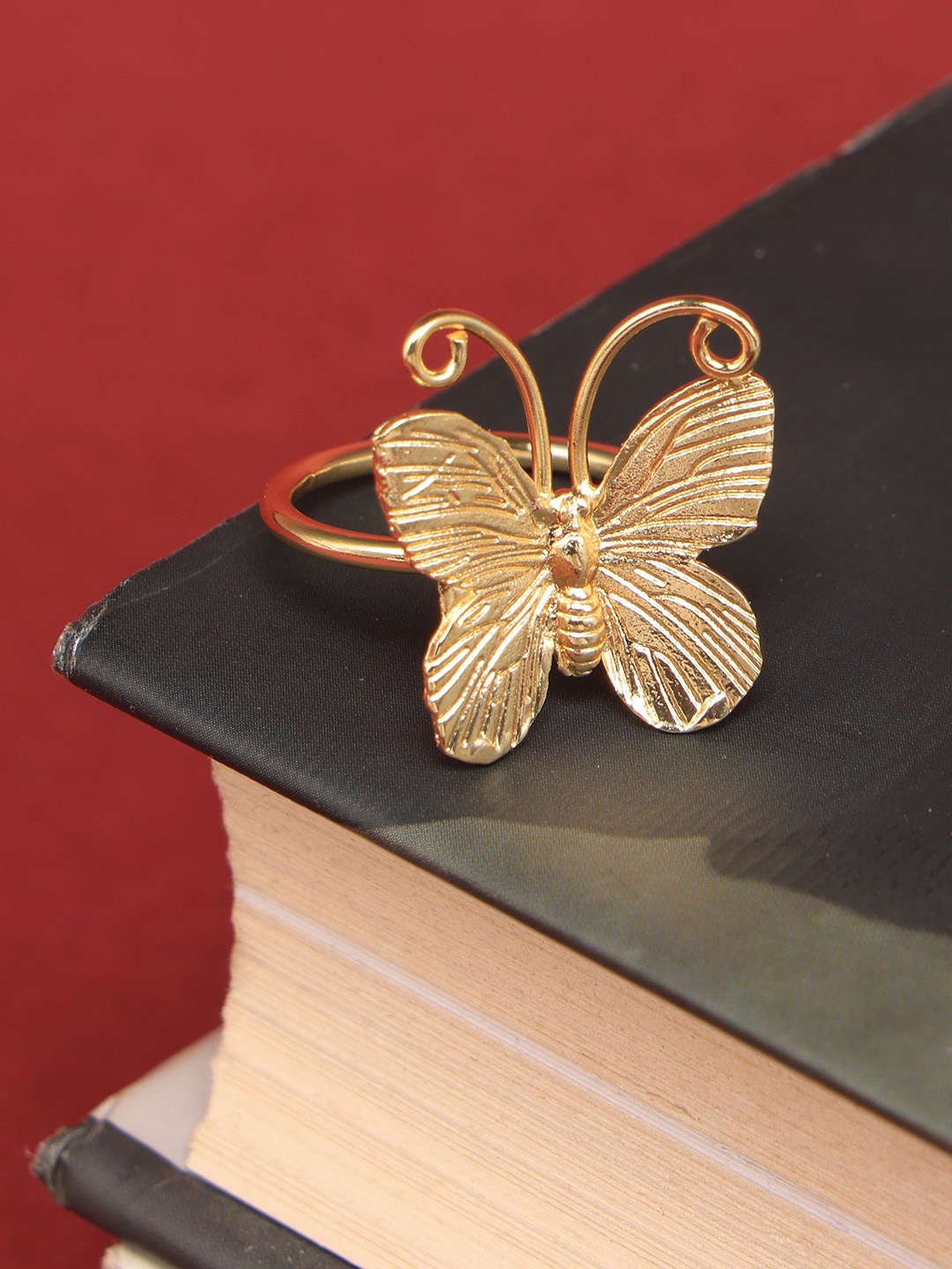 

ROYAL PITARAH Butterfly Ring, Gold