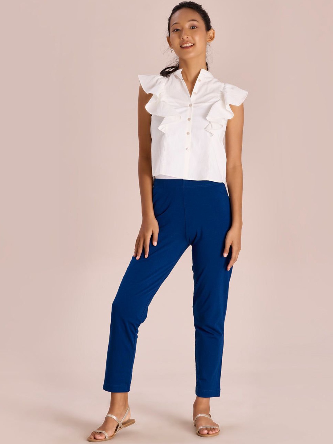 

Go Colors Women Solid Relaxed Regular Fit Mid-Rise Regular Trousers, Blue