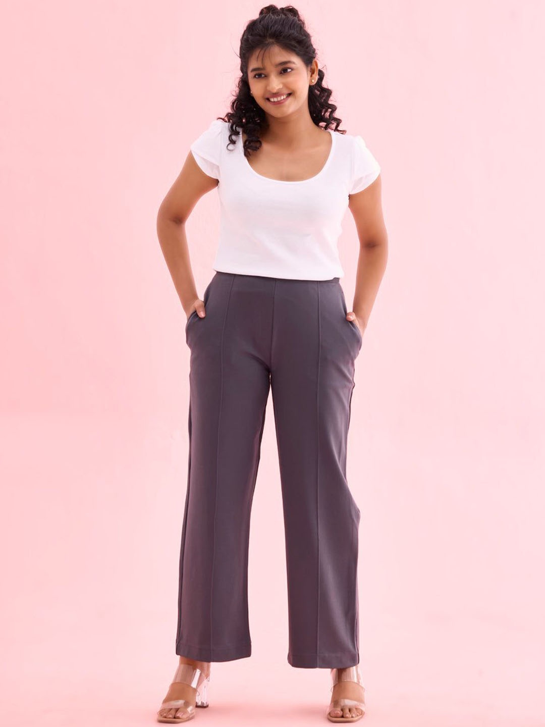 

Go Colors Women Solid Relaxed Loose Fit Mid-Rise Parallel Trousers, Grey