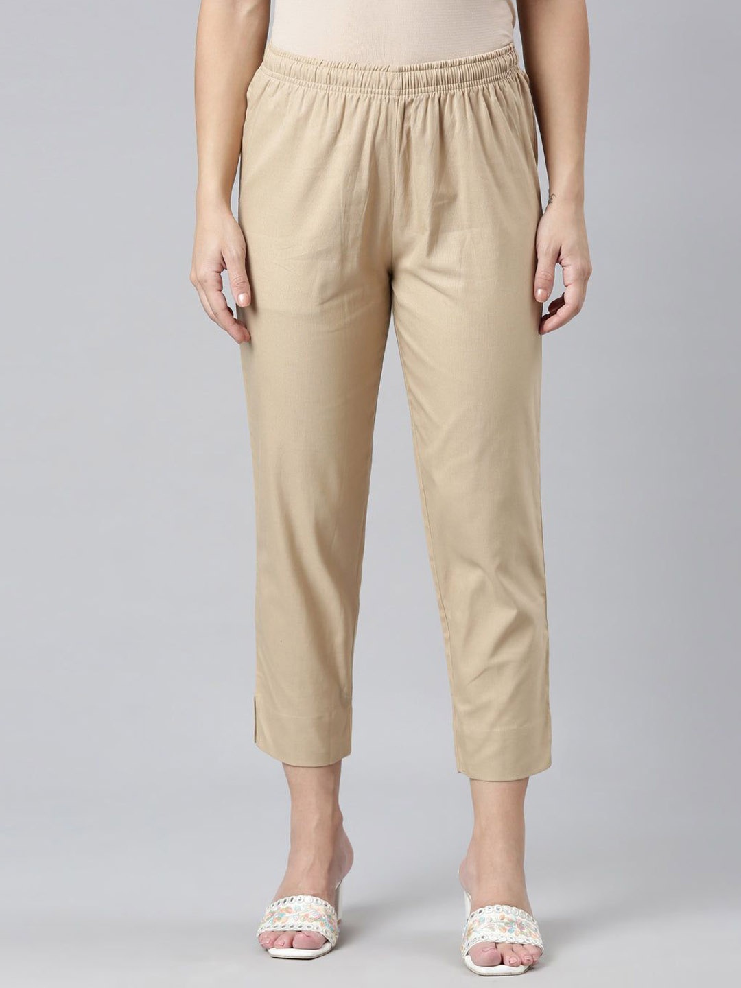 

Go Colors Women Relaxed Loose Fit Trousers, Beige