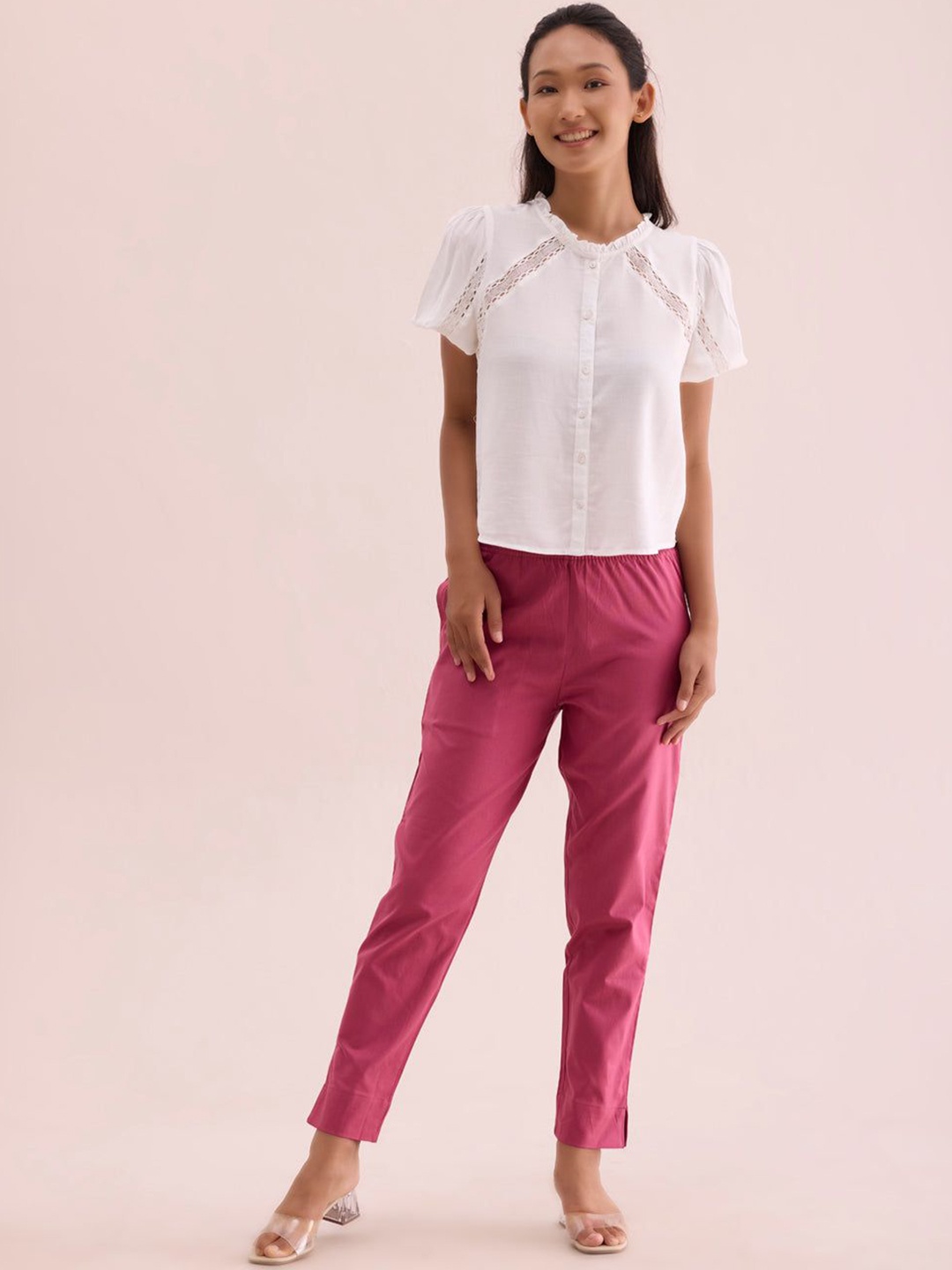 

Go Colors Women Solid Regular Fit Chinos Trousers, Pink
