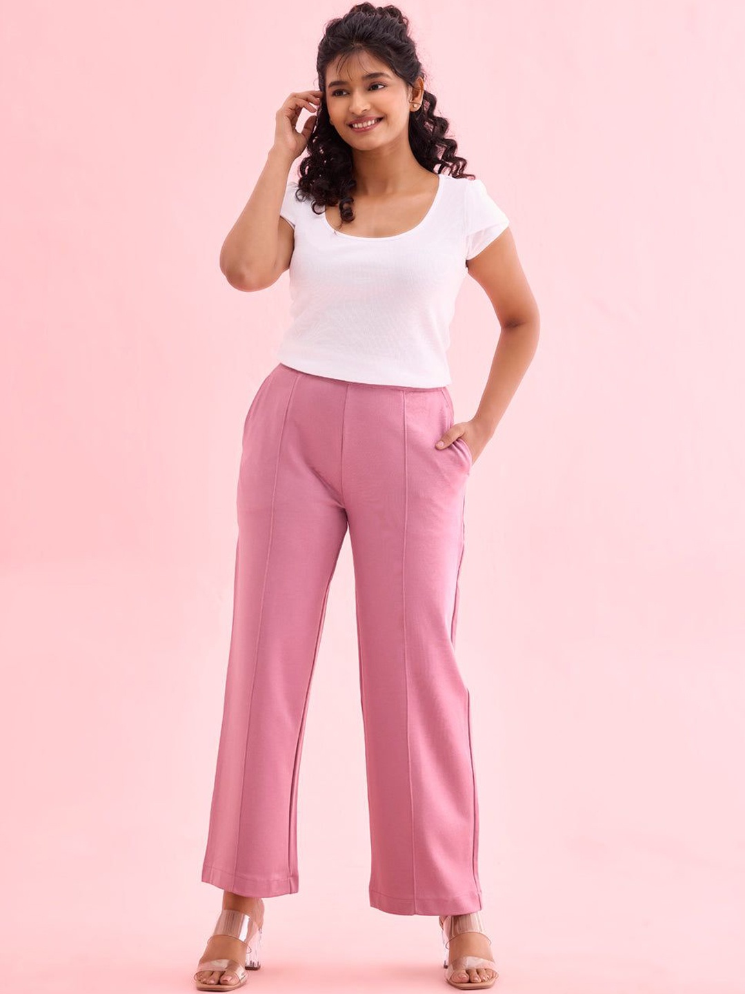 

Go Colors Women Solid Relaxed Loose Fit Mid-Rise Paralle Trousers, Pink