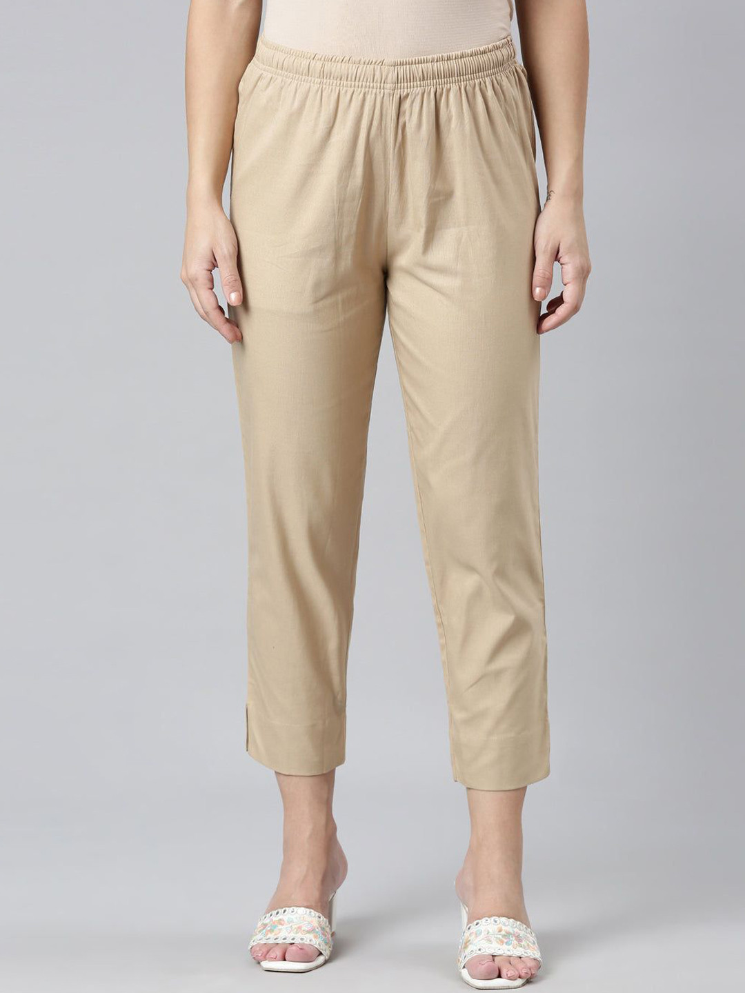 

Go Colors Women Relaxed Mid-Rise Slim Fit Trousers, Beige