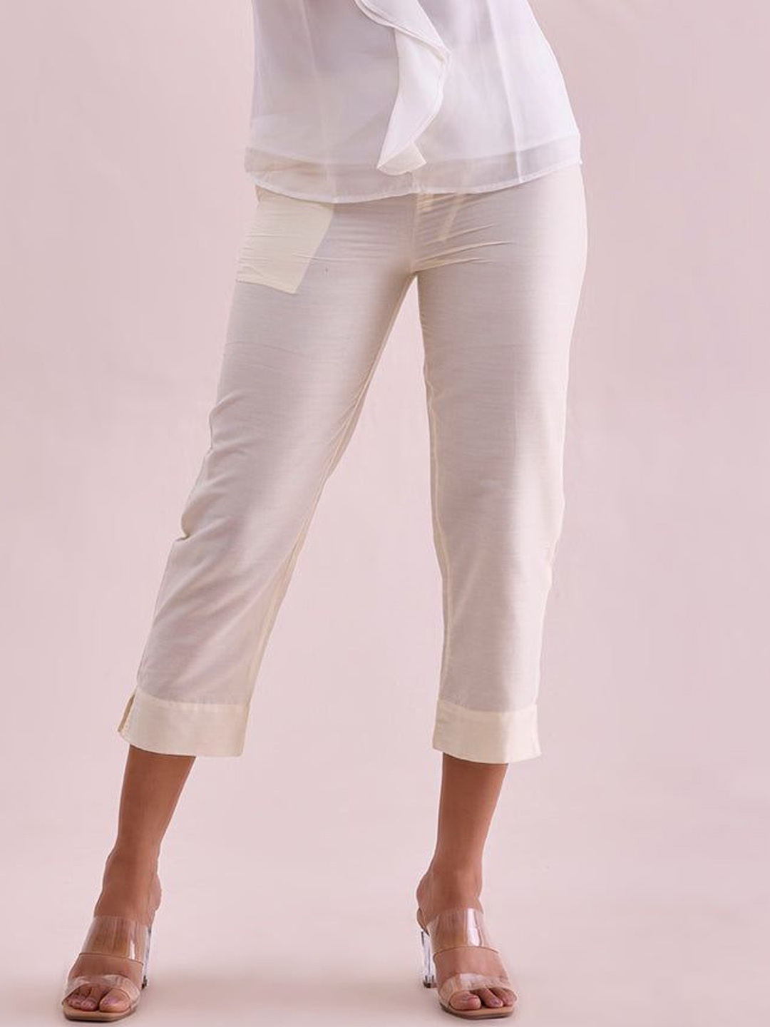

Go Colors Women Relaxed Loose Fit Trousers, Cream