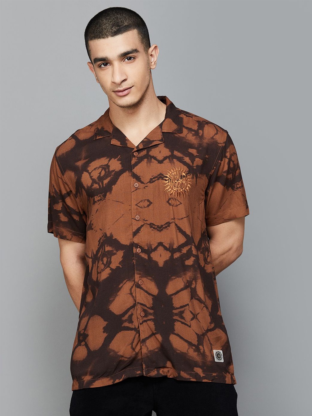 

SmileyWorld Men Floral Opaque Printed Casual Shirt, Brown