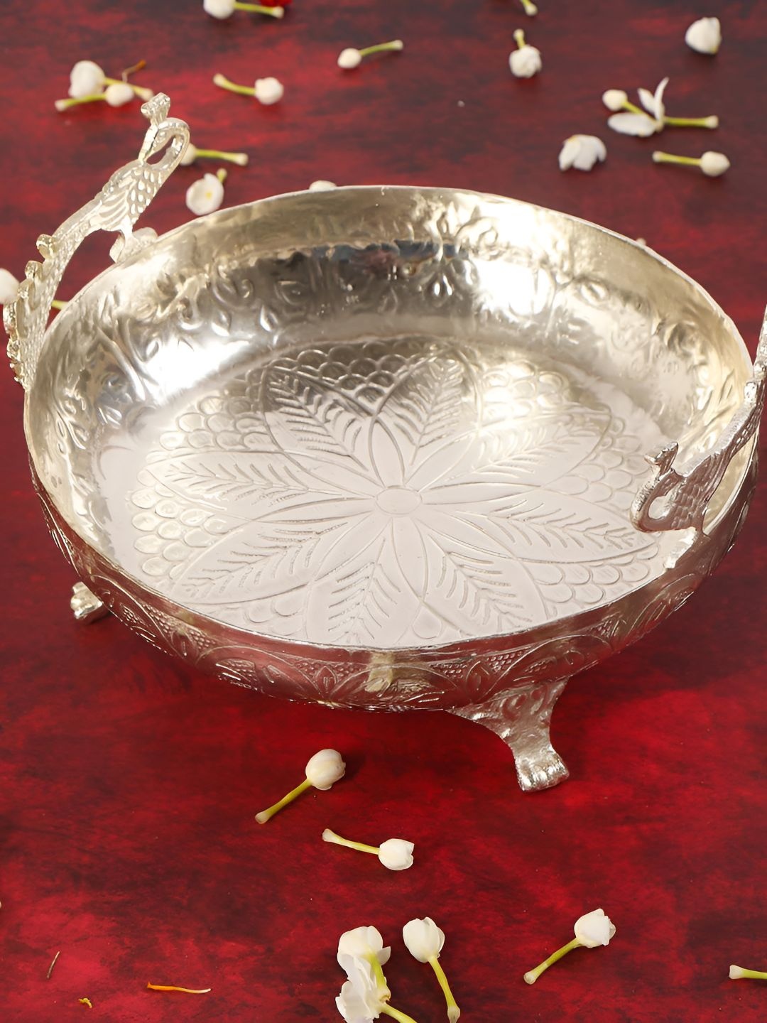 

THE HOME CO. Silver Toned Textured Aluminium Flower Decorative Bowl