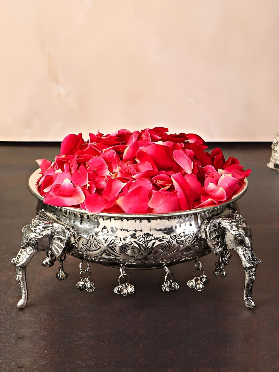 

THE HOME CO. Silver Toned Floral Patterned Decorative Bowls