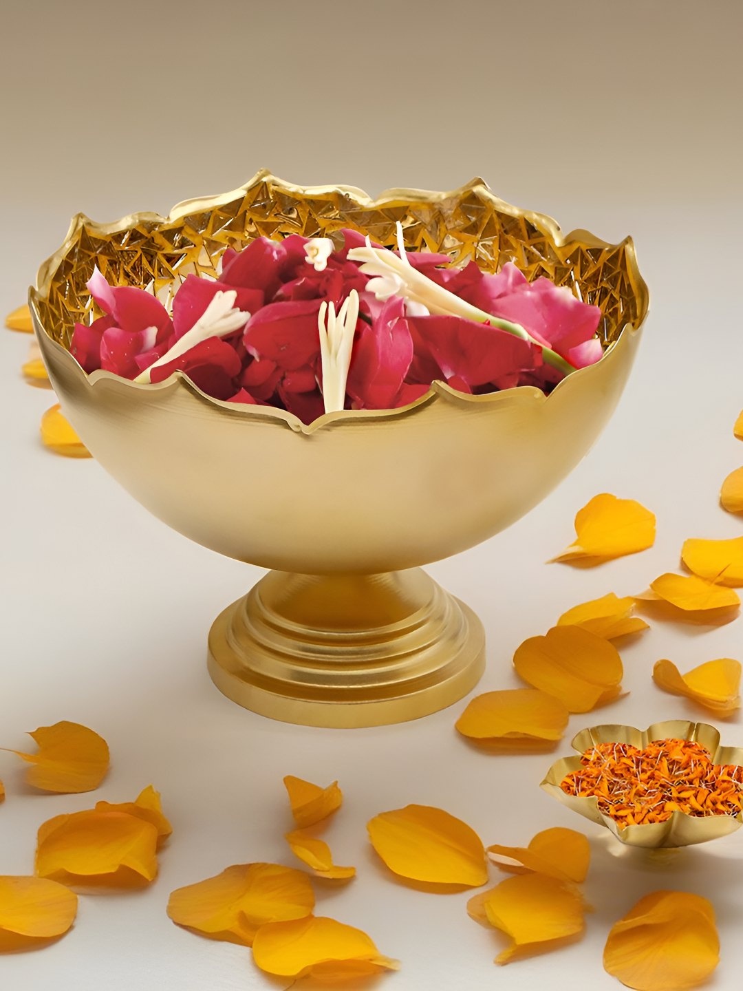 

THE HOME CO. Mosaic Gold Toned Urli With Base Decorative Bowls