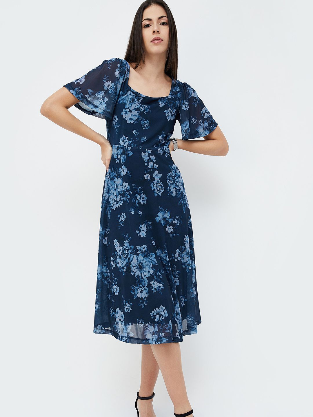 

CODE by Lifestyle Women Floral Print Square Neck Flared Sleeve Fit & Flare Midi Dress, Blue