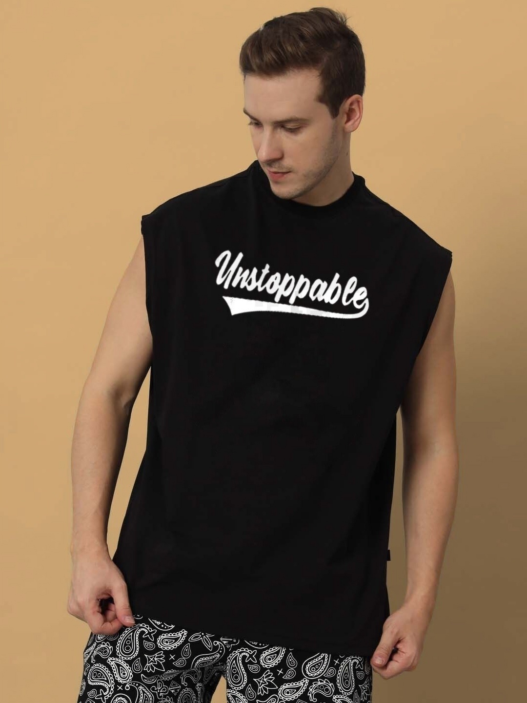 WEARDUDS Men Typography Colourblocked High Neck T-shirt, Black