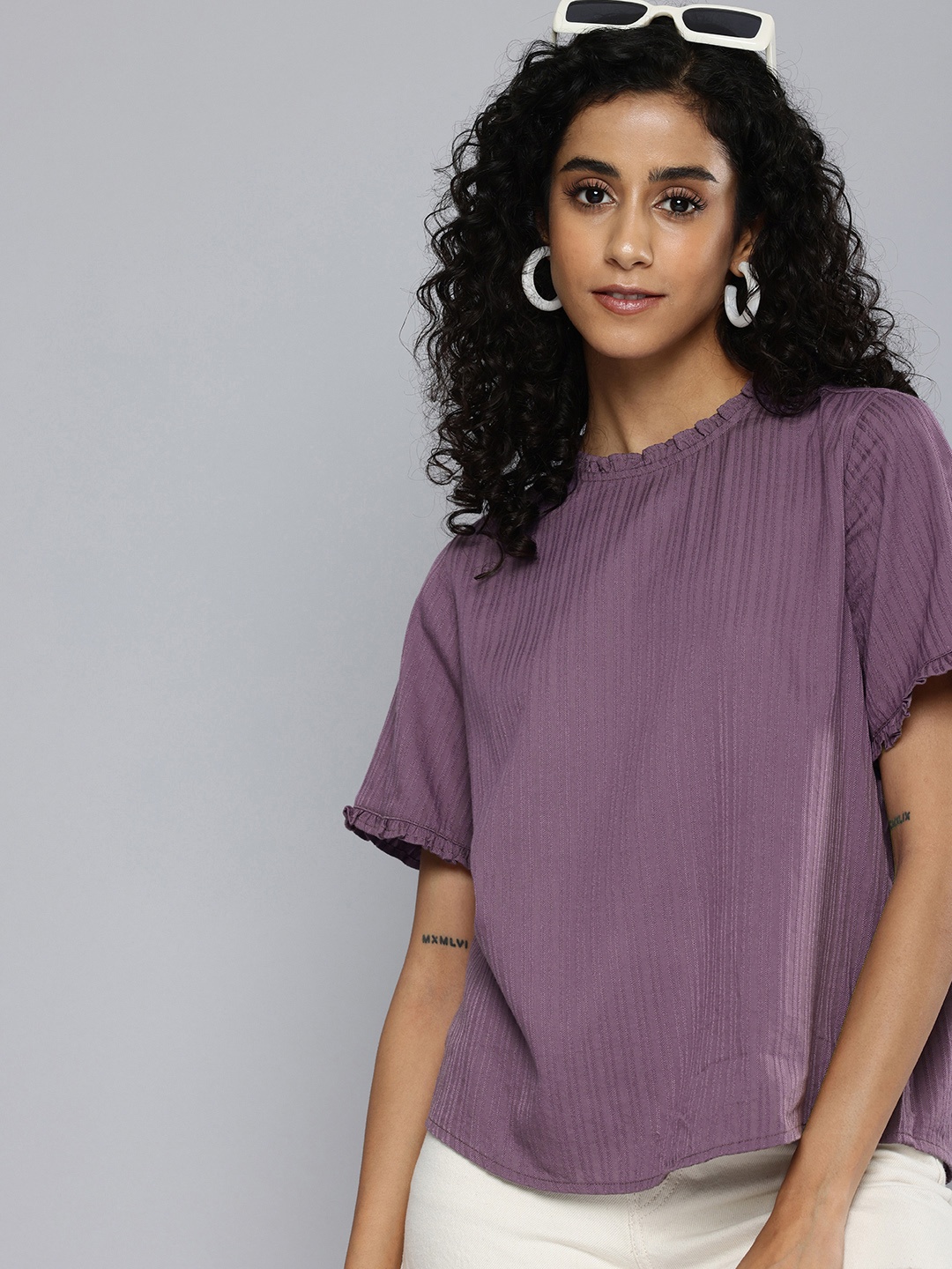 

Levis Short Sleeves Self Striped Top, Purple