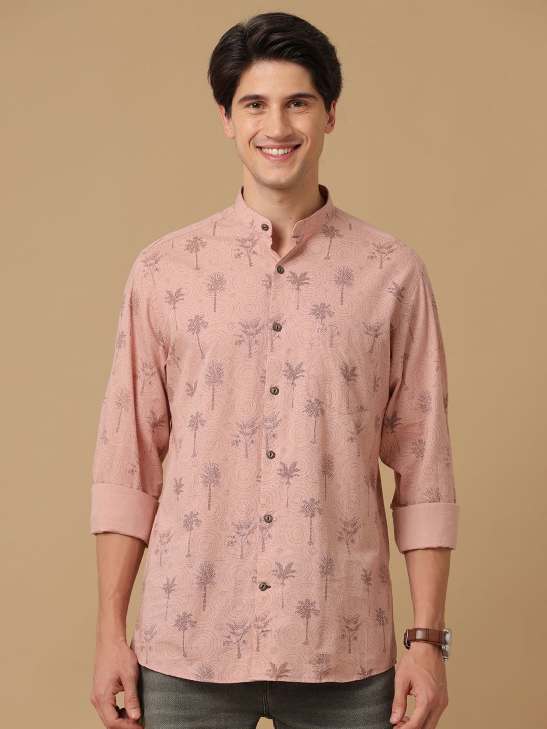 

CAVALLO by Linen Club Men Geometric Printed Contemporary Slim Fit Opaque Casual Shirt, Peach