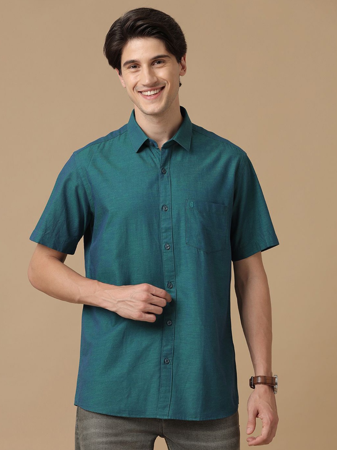 

CAVALLO by Linen Club Men Contemporary Slim Fit Opaque Casual Shirt, Green