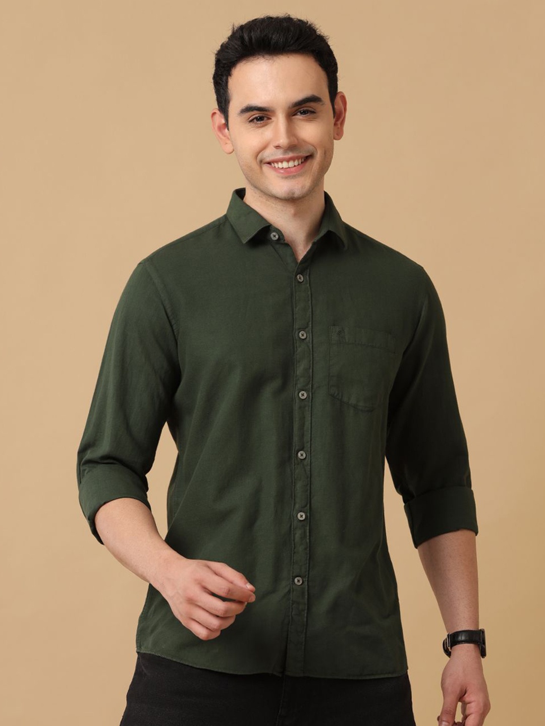 

CAVALLO by Linen Club Men Contemporary Slim Fit Opaque Casual Shirt, Green