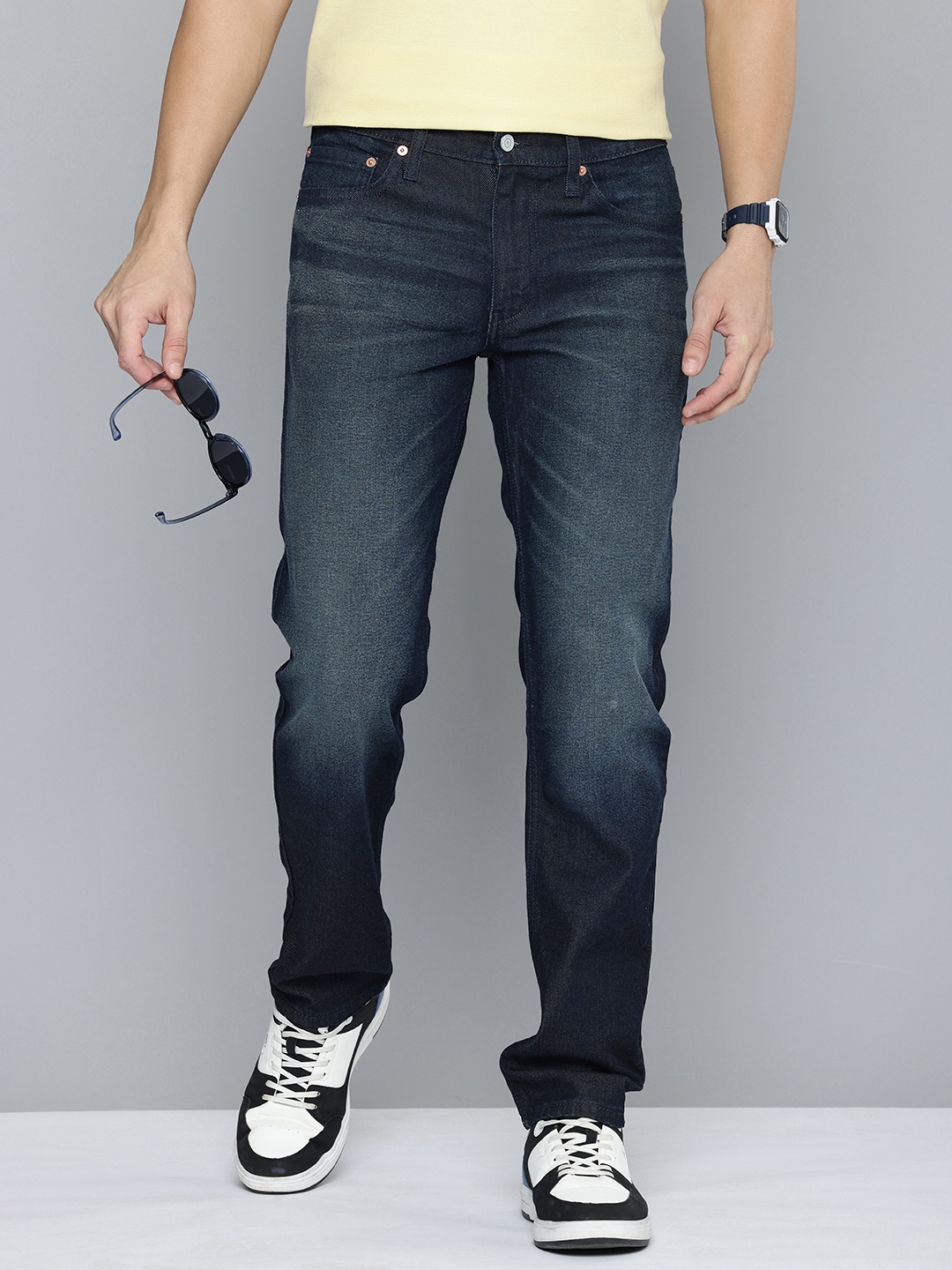 

Levis Men 511 Slim Fit Light Fade Stretchable Jeans, Blue