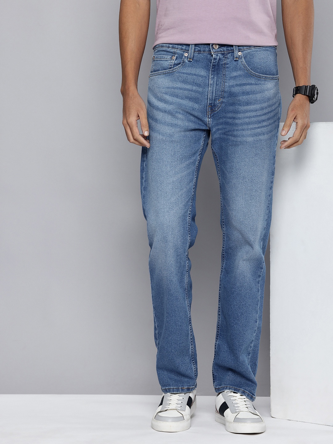 

Levis Men 505 Straight Fit Heavy Fade Stretchable Jeans, Blue