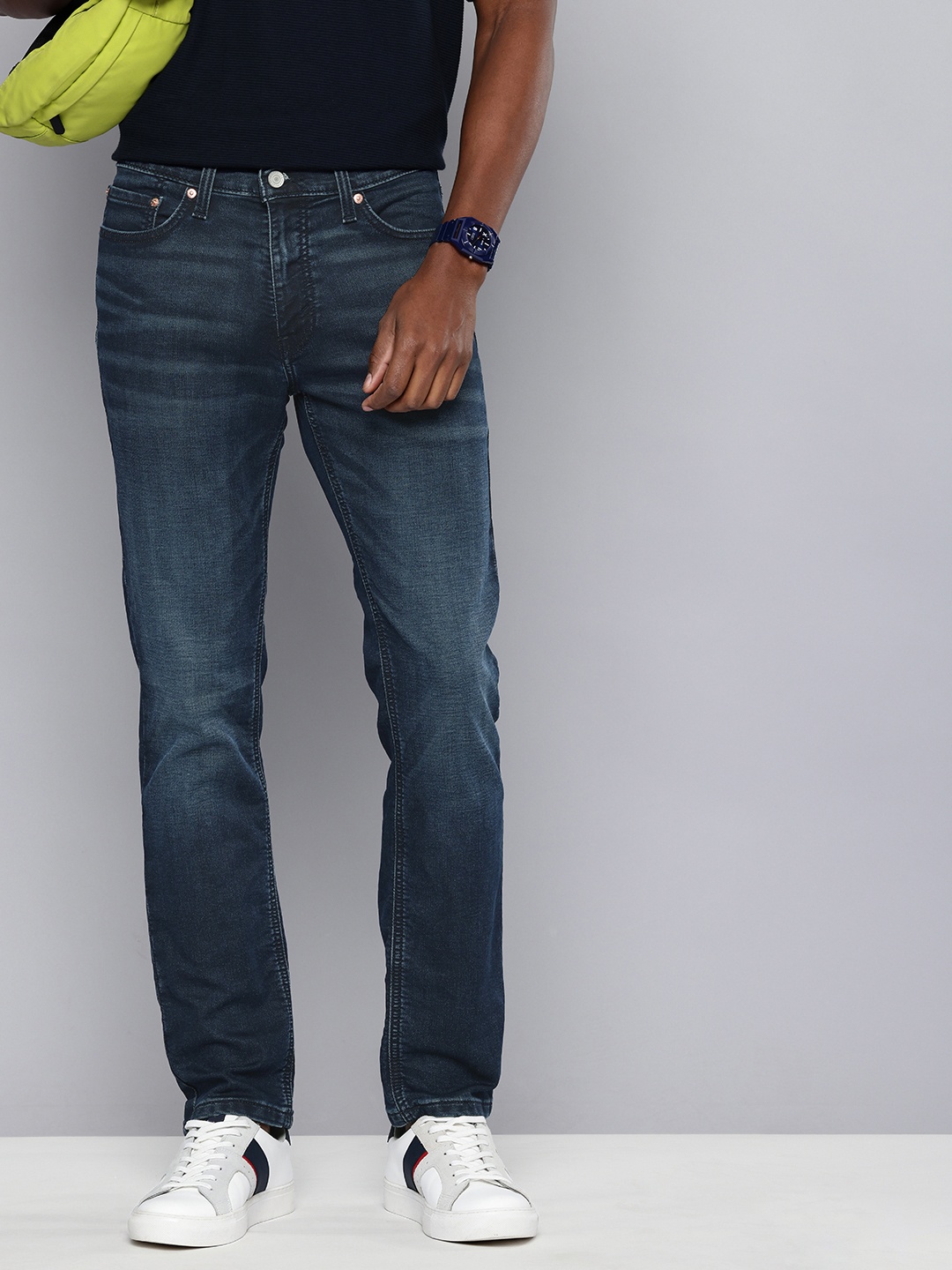

Levis Men 511 Slim Fit Light Fade Stretchable Jeans, Blue