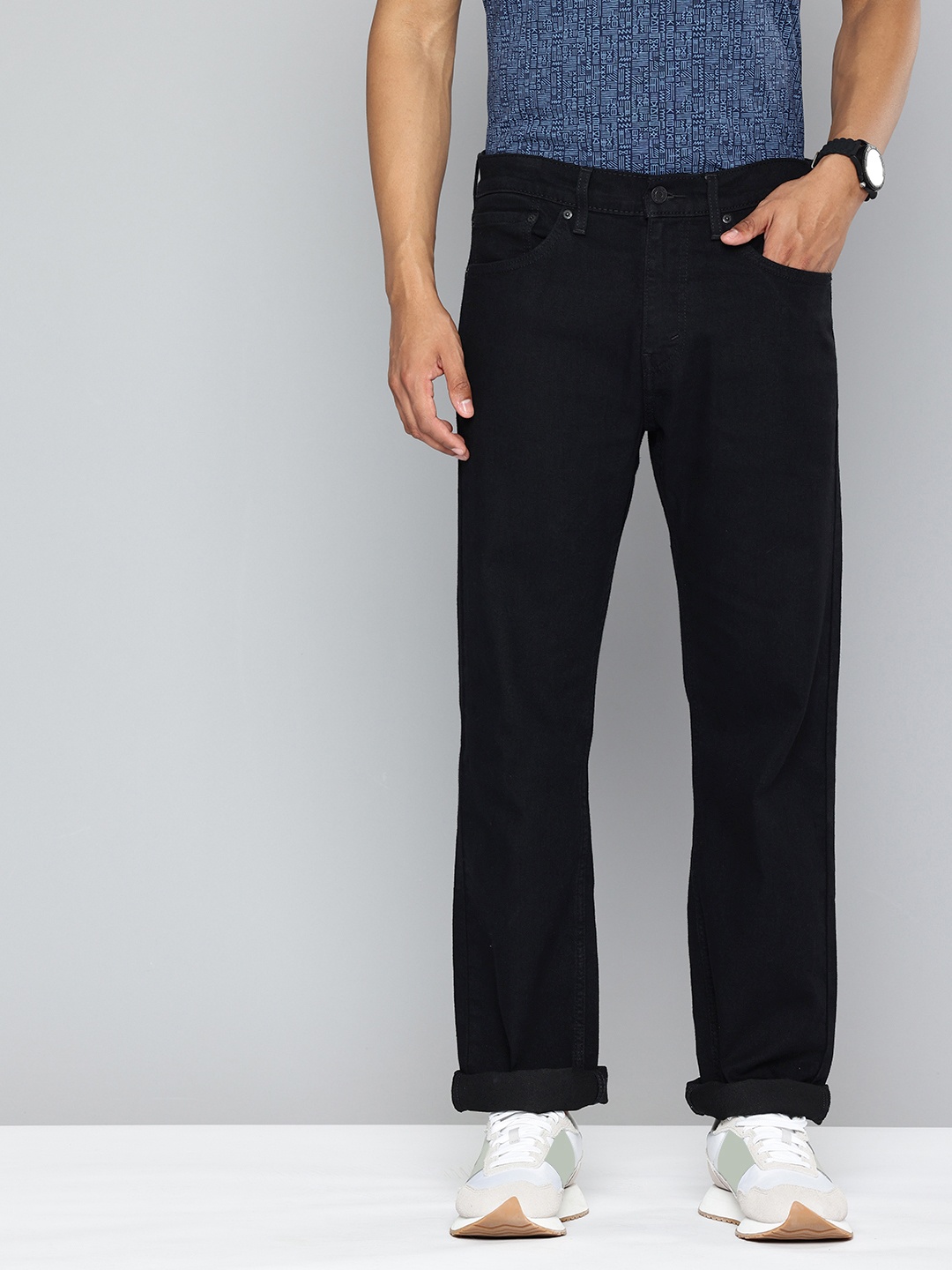 

Levis Men 505 Stretchable Jeans, Black