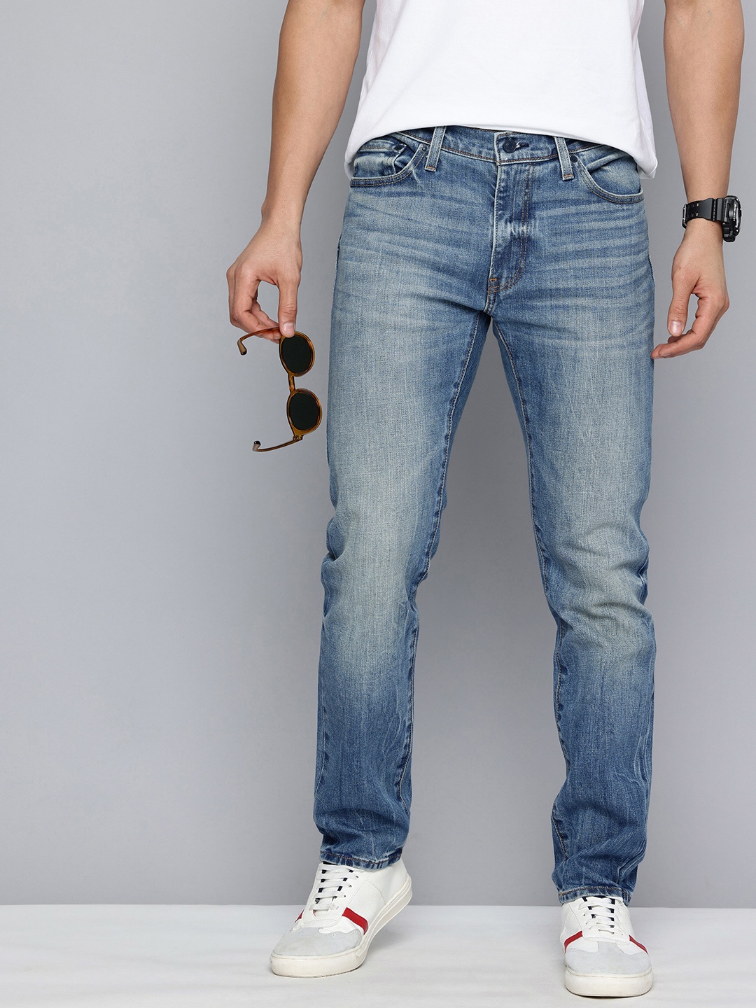 

Levis Men 511 Slim Fit Heavy Fade Stretchable Jeans, Blue