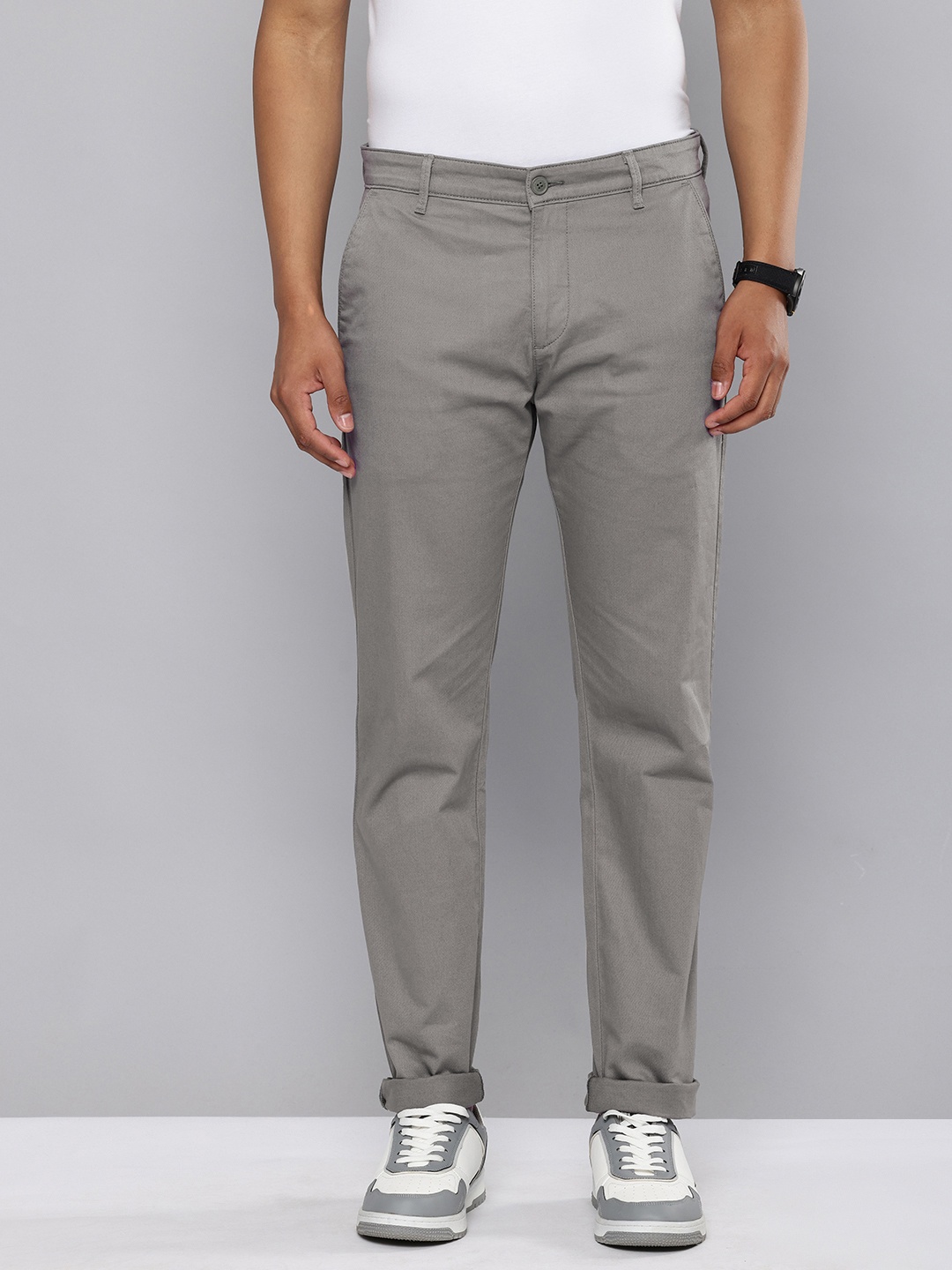 

Levis Men Tapered Fit Textured Chinos Trousers, Grey