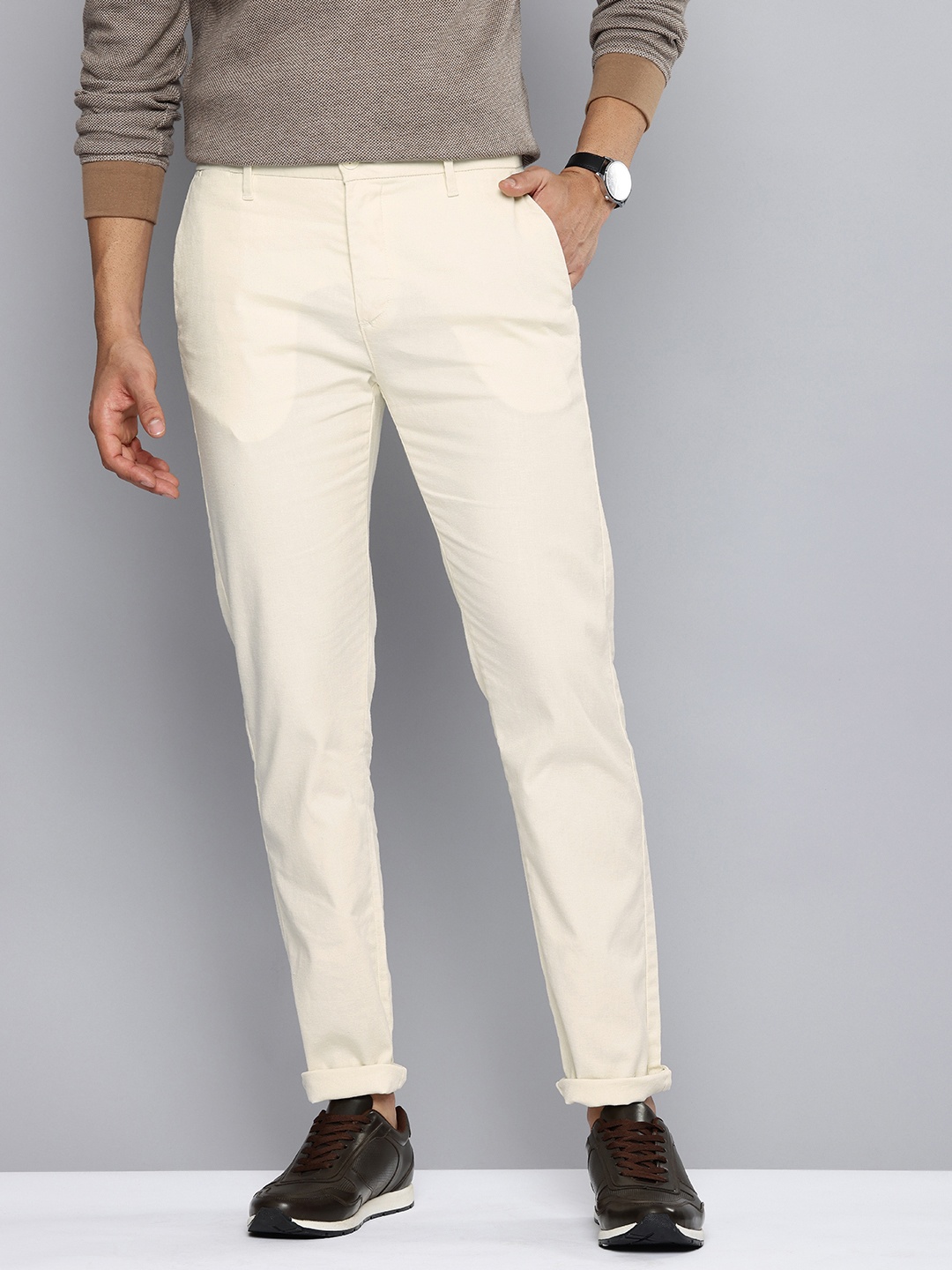 

Levis Men Tapered Fit Casual Trousers, White