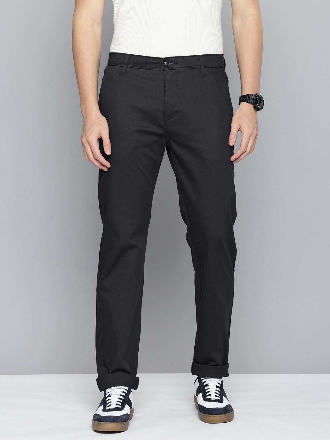 

Levis Men Tapered Fit Chinos Trousers, Black