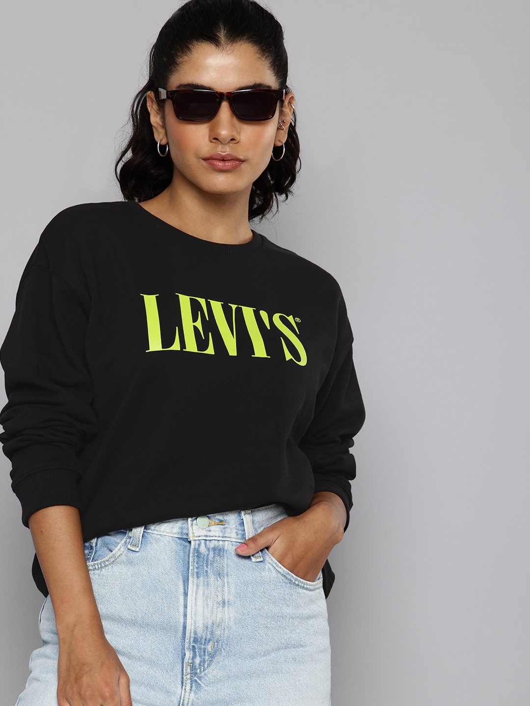 

Levis Pure Cotton Brand Logo Printed Sweatshirt, Black