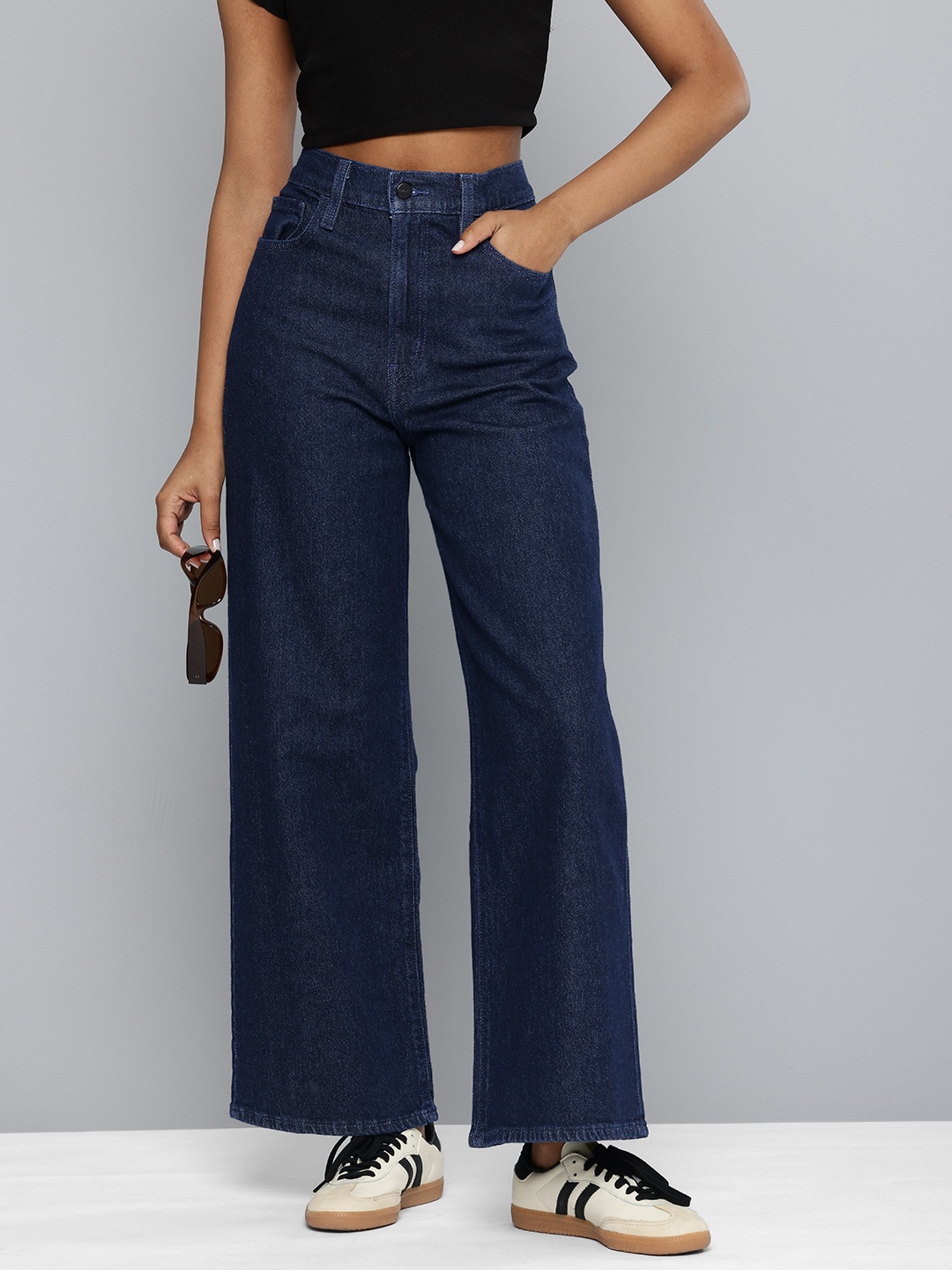 

Levis Women Wide Leg Light Fade Stretchable Jeans, Navy blue