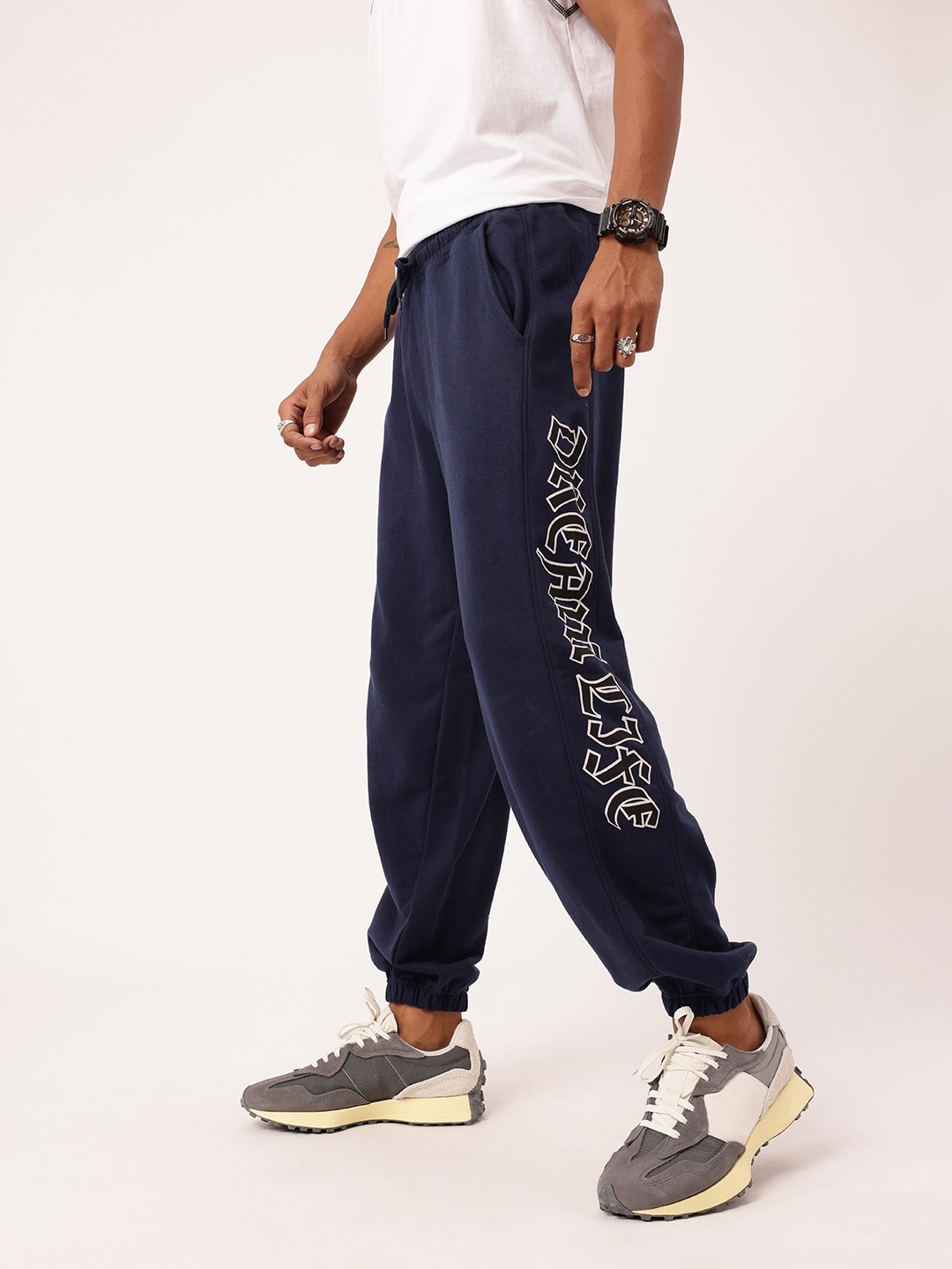 

Kook N Keech Men Urban Dream Life Printed Cotton Terry Relaxed Fit Joggers, Navy blue