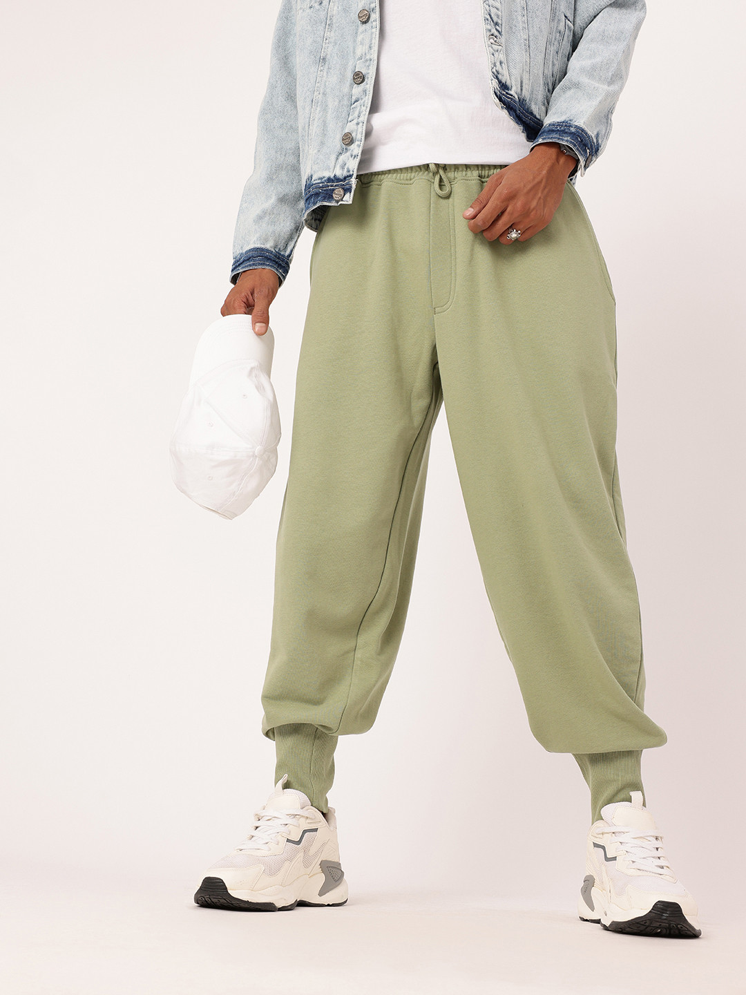

Kook N Keech Men Modern Street Essential Baggy Fit Cotton Terry Joggers, Green
