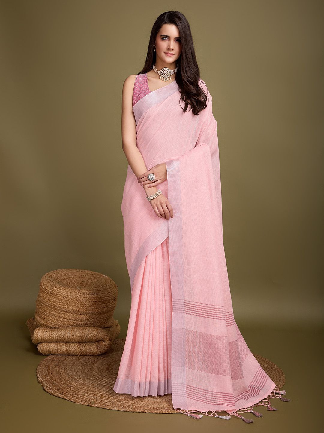 

Ishin Zari Woven Tassel Detail Saree with Blouse, Pink