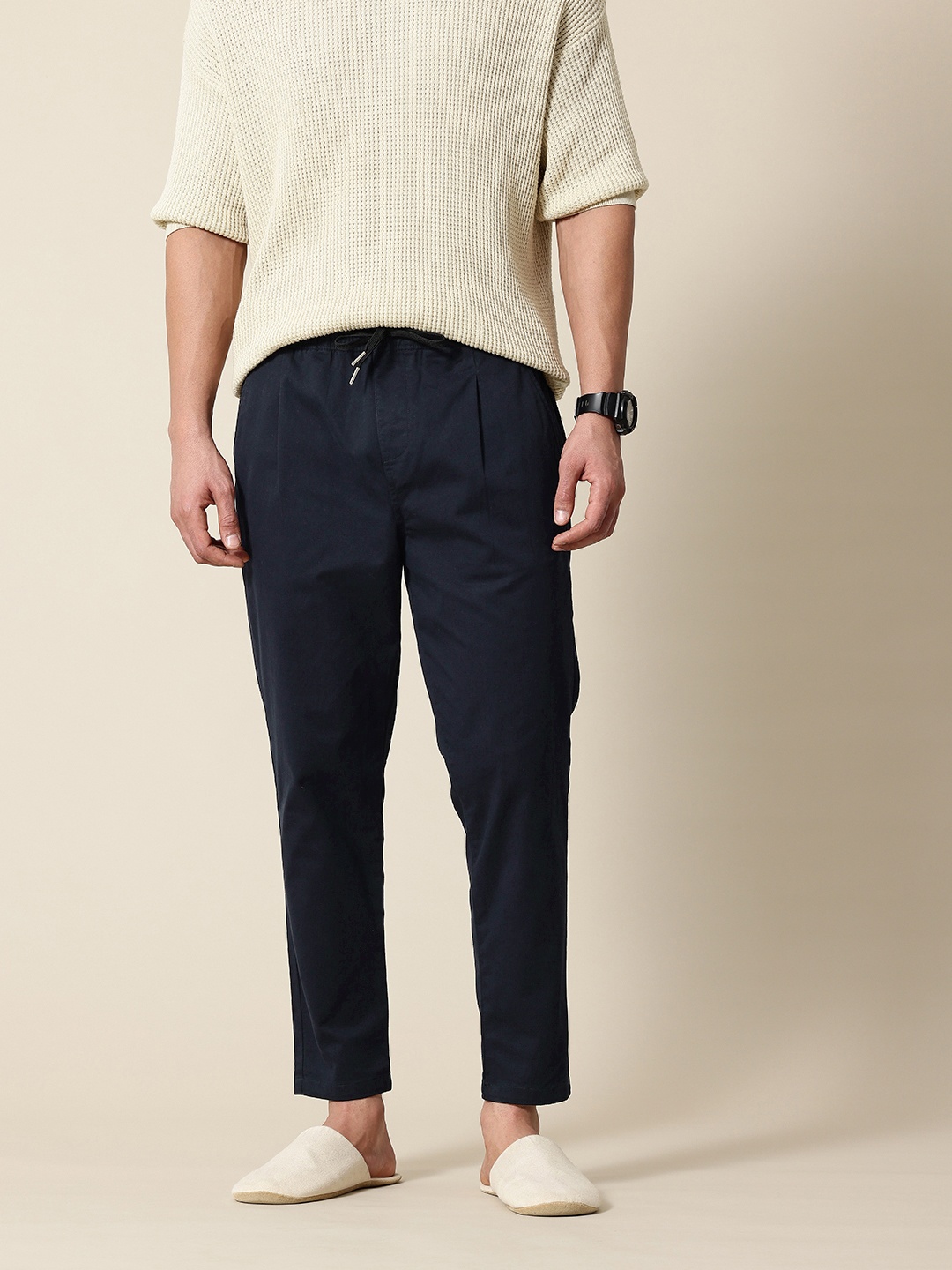 

Mr Bowerbird Men Smart Loose Fit Chinos, Navy blue